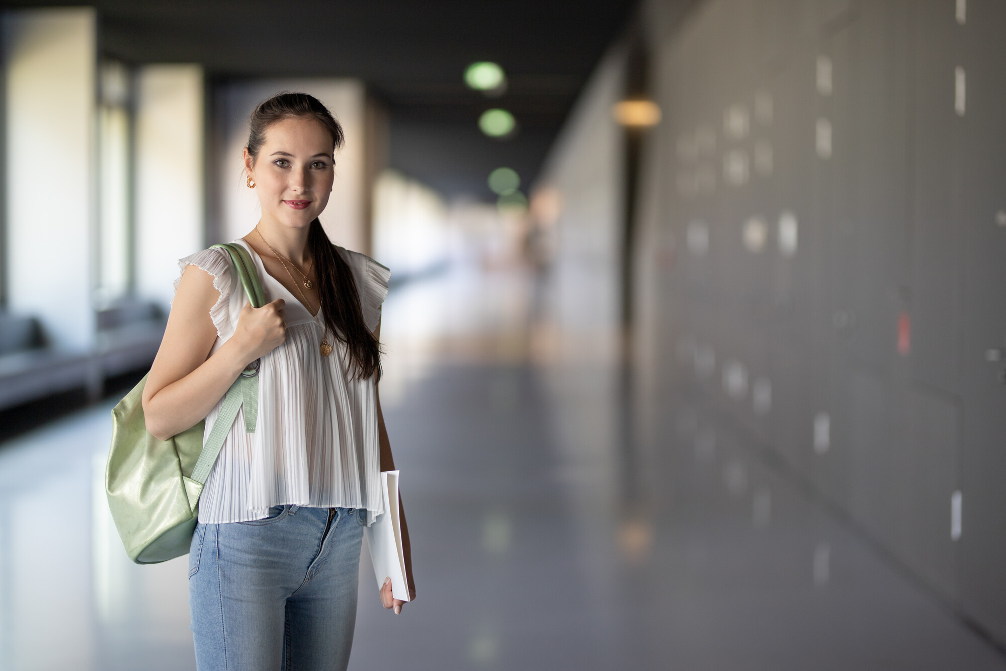 Studentin im Weinholdbau